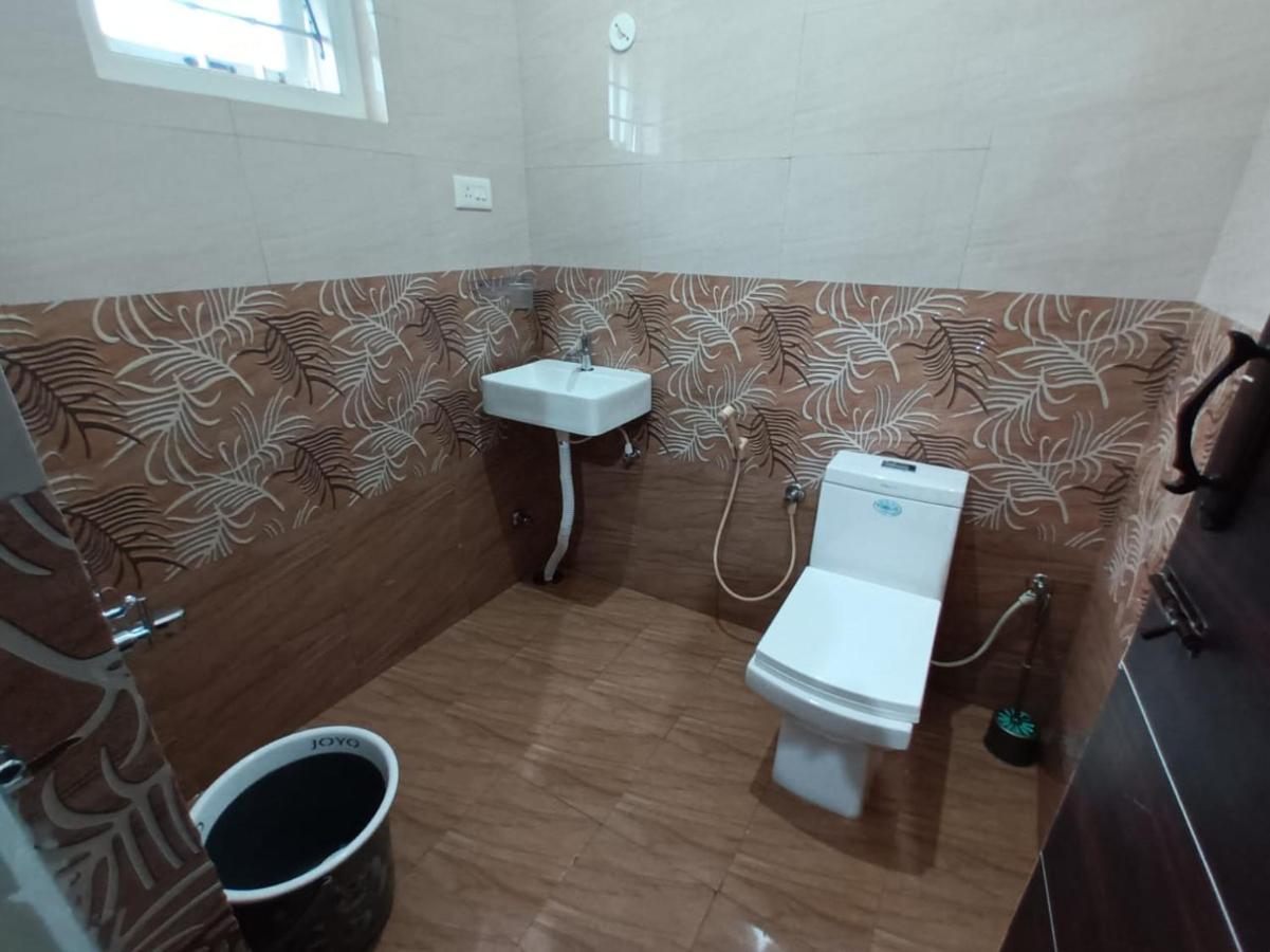 Апартаменты Karpagam Residency Утакаманд Экстерьер фото